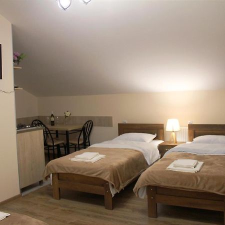 Nitsa Guest House กอริ ภายนอก รูปภาพ