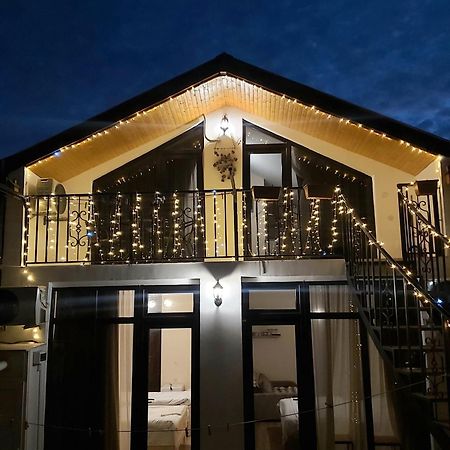Nitsa Guest House กอริ ภายนอก รูปภาพ
