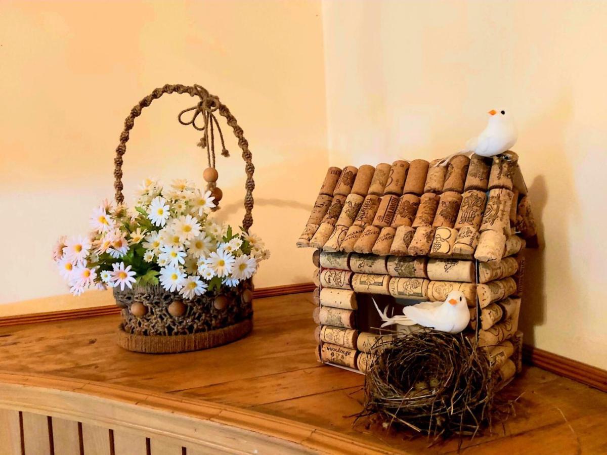 Nitsa Guest House กอริ ภายนอก รูปภาพ