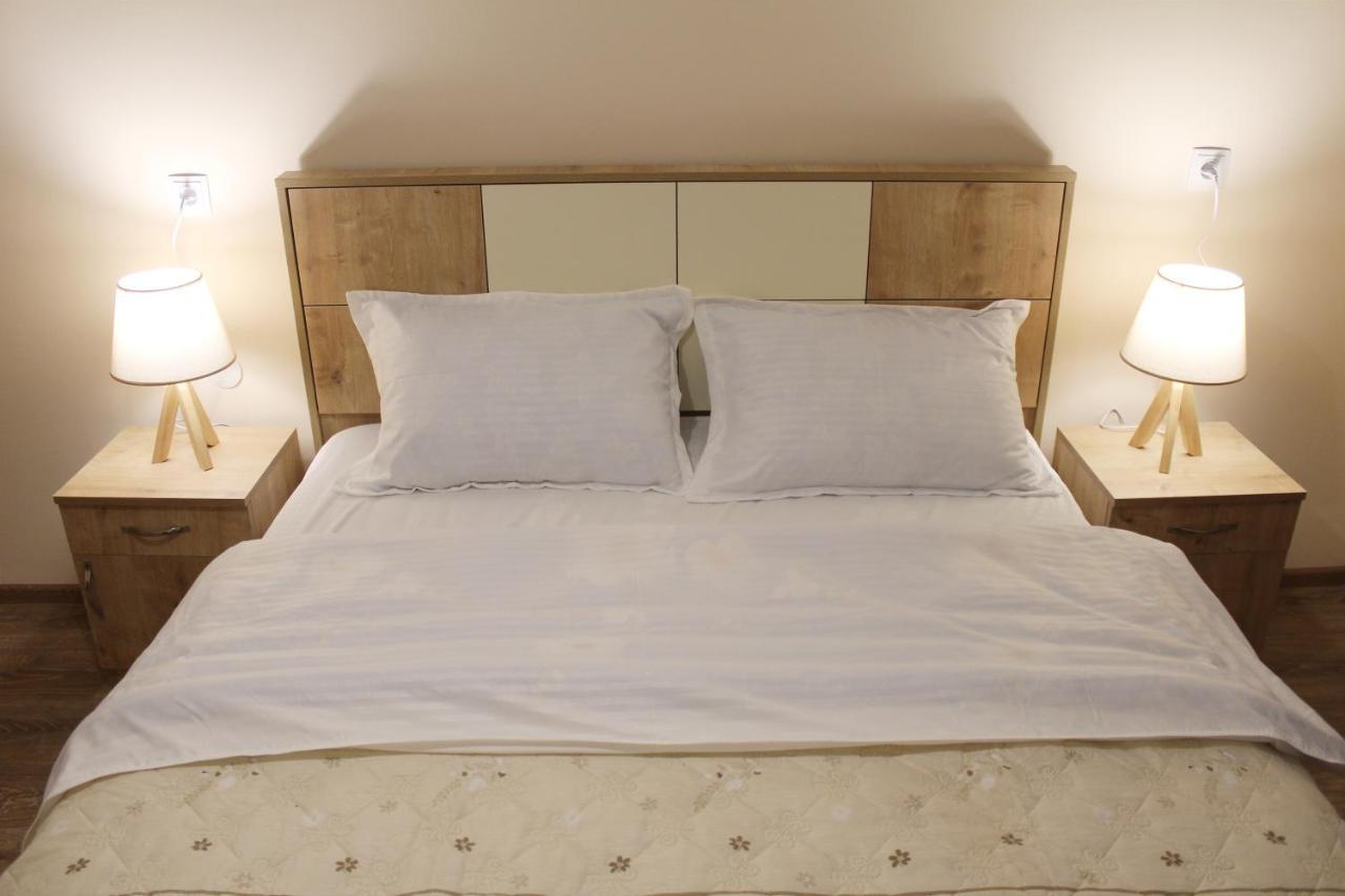 Nitsa Guest House กอริ ภายนอก รูปภาพ
